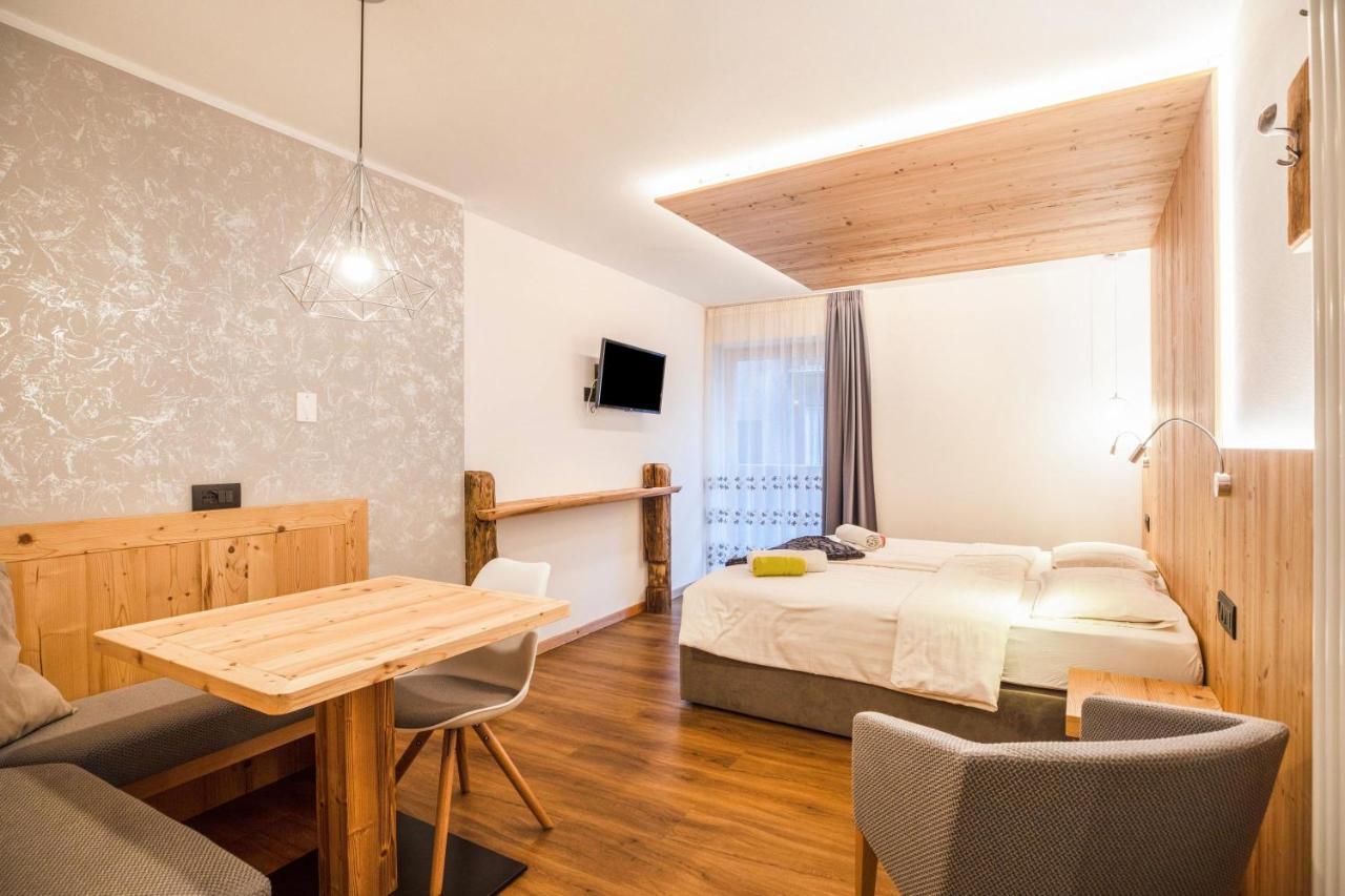 Chalet Osmar Suite 2 Campitello di Fassa Exteriör bild